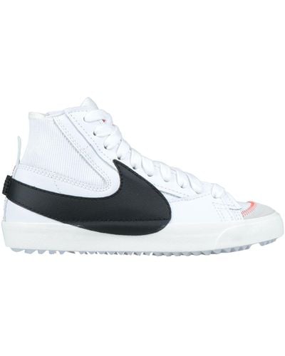 Nike Trainers - White