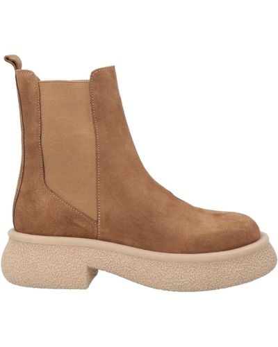 Tosca Blu Camel Ankle Boots Leather - Brown