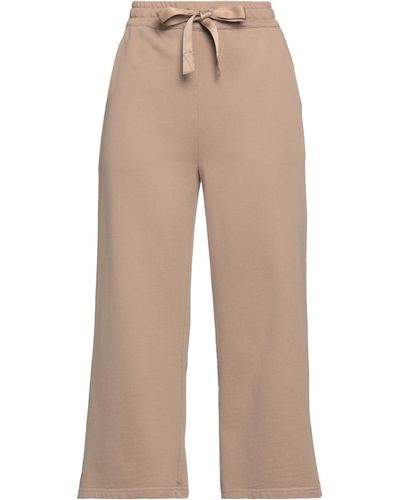 EMMA & GAIA Cropped Trousers - Natural