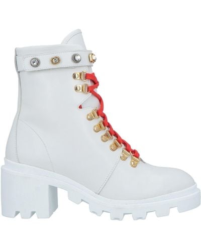Stokton Ankle Boots - White