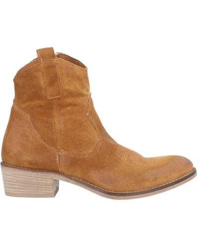 UMA | Raquel Davidowicz Tan Ankle Boots Soft Leather - Brown