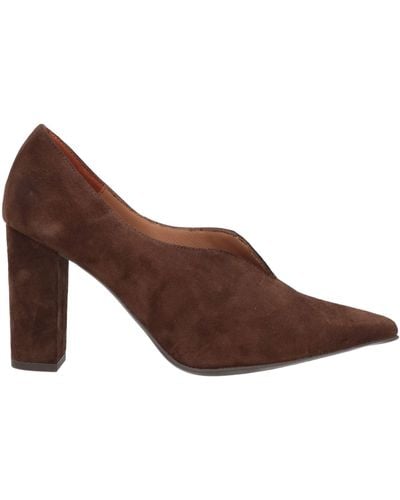 Marian Court Shoes - Brown