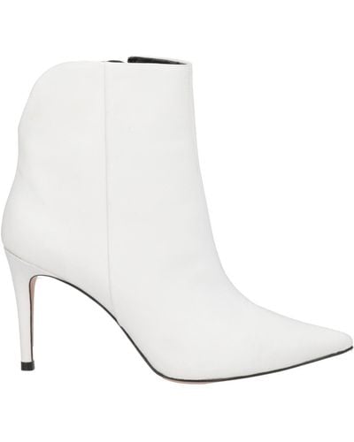 Carrano Ankle Boots - White