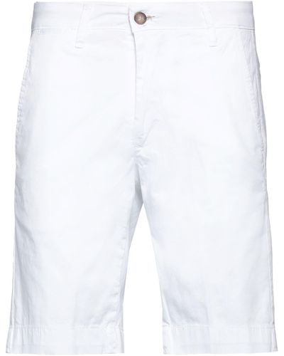 Squad² Shorts & Bermuda Shorts - White
