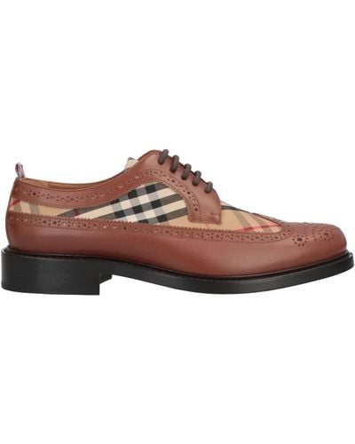 Classic Oxford Style: Burberry Oxford Shoes