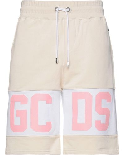 Gcds Shorts & Bermuda Shorts - Red