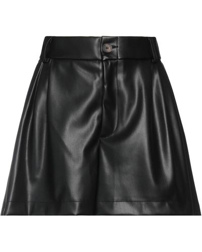 ViCOLO Shorts & Bermuda Shorts - Black