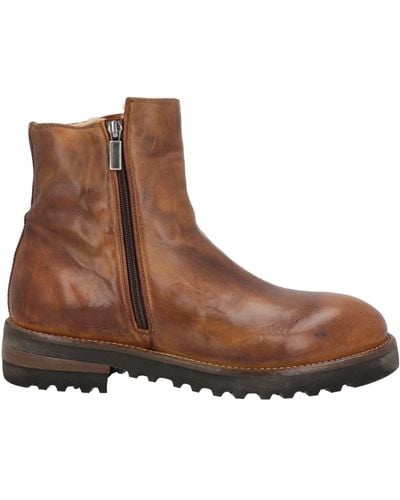 Eleventy Ankle Boots - Brown