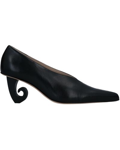 Kalda Court Shoes - Black