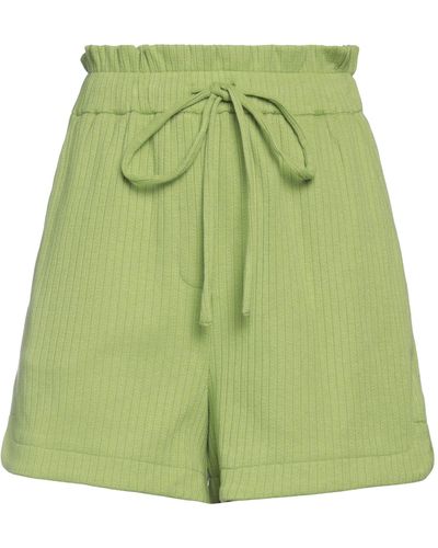 FRNCH Shorts & Bermuda Shorts - Green