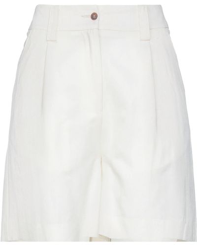 HANAMI D'OR Shorts & Bermuda Shorts - White