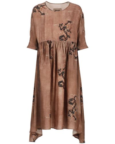 Uma Wang Vestido marrón con estampado contrastante