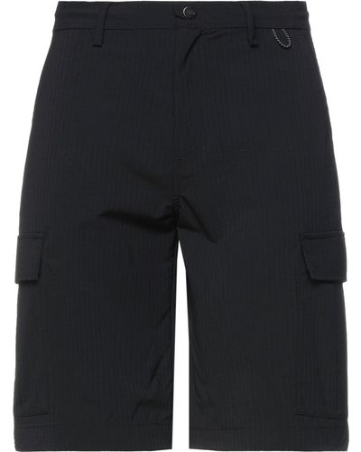 OUTHERE Shorts & Bermudashorts - Blau