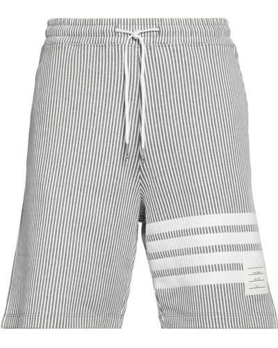 Thom Browne Shorts et bermudas - Gris