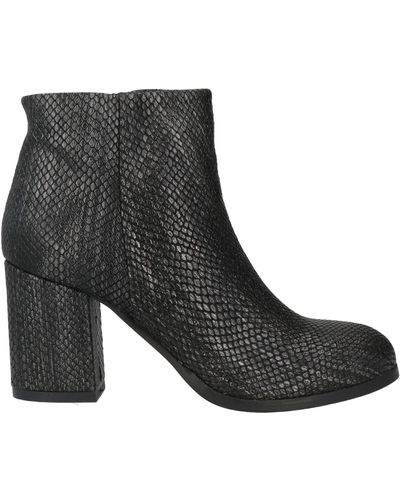 Mimmu Ankle Boots - Black