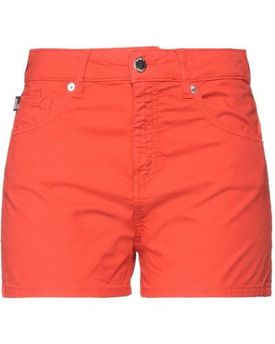 Love Moschino Shorts & Bermudashorts - Rot