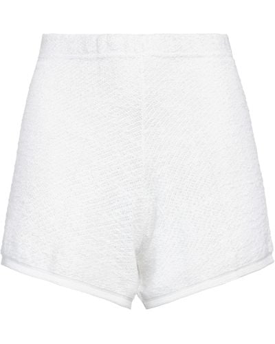 NEERA 20.52 Shorts & Bermuda Shorts - White