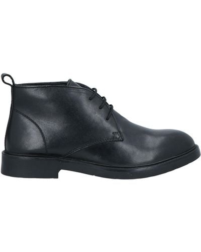 BOTHEGA 41 Ankle Boots - Black