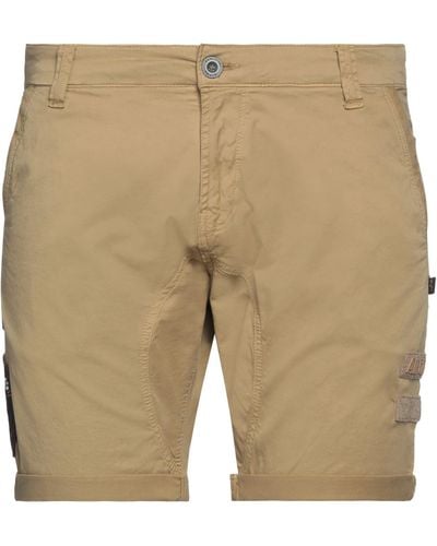 Alpha Industries Shorts & Bermuda Shorts - Natural