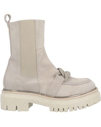Marian Ankle Boots - Natural