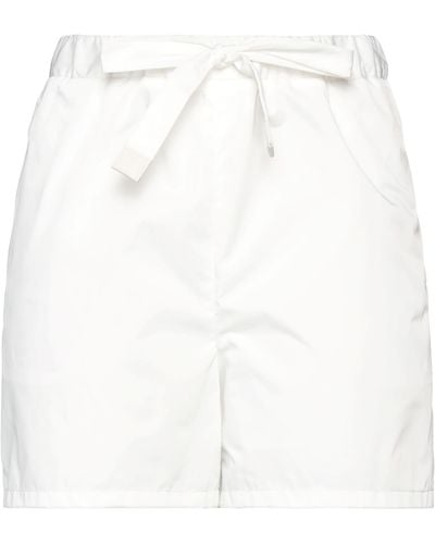 Moncler Shorts & Bermudashorts - Weiß