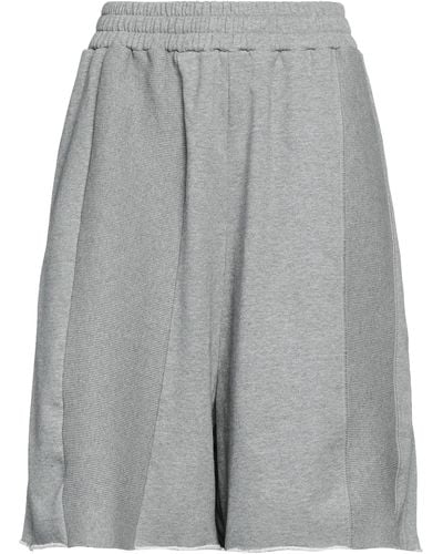 MM6 by Maison Martin Margiela Shorts & Bermuda Shorts - Gray