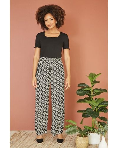 Yumi' Geo Print Relaxed Fit Trousers - Black