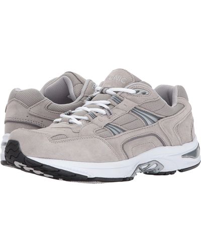 mens vionic shoes near me