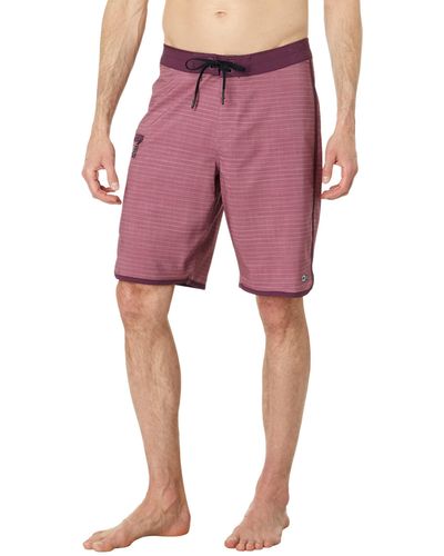 Salty Crew Lineup 21 Boardshorts - Red