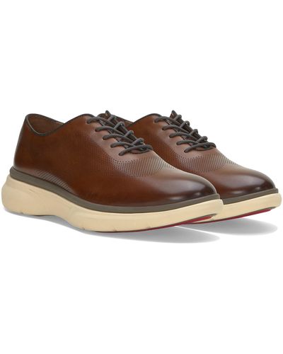 Vince Camuto Talmai Laser Wing Oxford - Brown