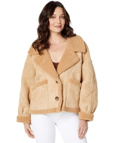Moon River Shearling Button-down Outerwear With Pockets - Natural
