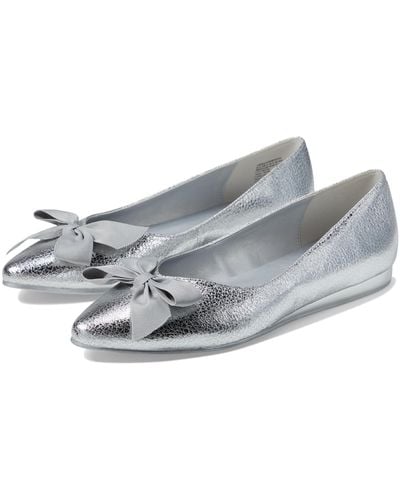 Kenneth Cole Lily Bow - Gray