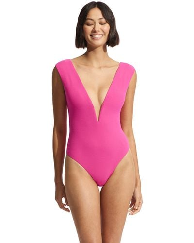 Seafolly Coco Beach Cap Sleeve V Wire One-piece - Pink