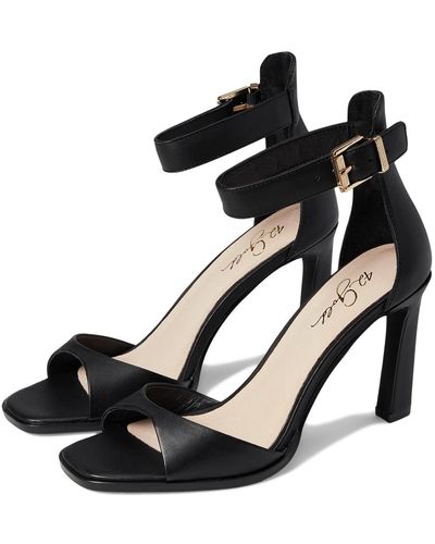42 Gold - Women's Leven Leather Sandal