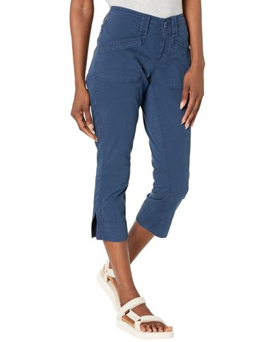 Aventura capris clearance