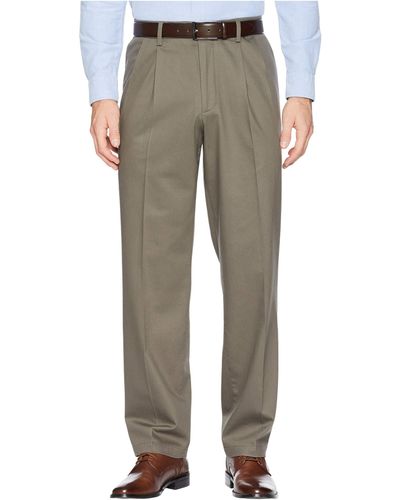 Dockers Classic Fit Signature Khaki Lux Cotton Stretch Pants D3 - Pleated - Brown