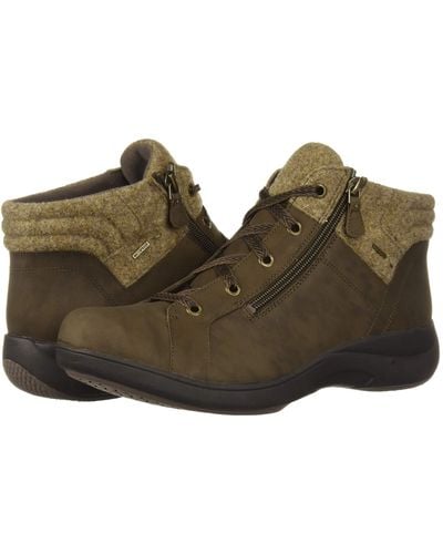 aravon waterproof bootie