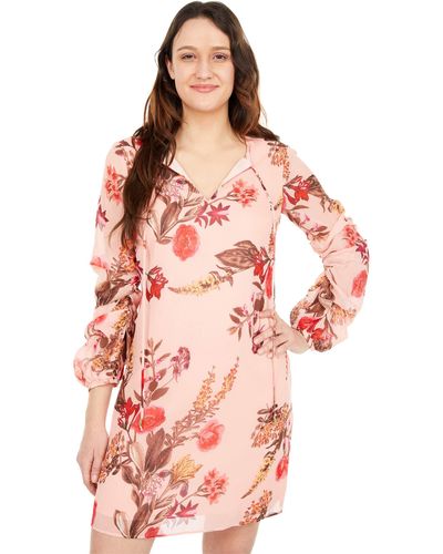 Vince Camuto Printed Chiffon Float With Self Cording And Ruched Sleeve - Pink