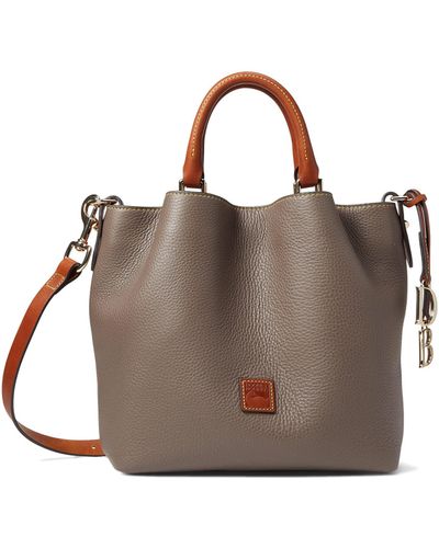 Dooney & Bourke Pebble Ii Small Barlow - Brown