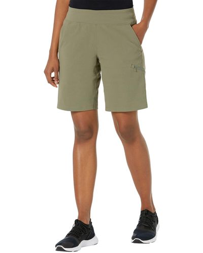 Mountain Hardwear Dynama/2 Bermuda Shorts - Green