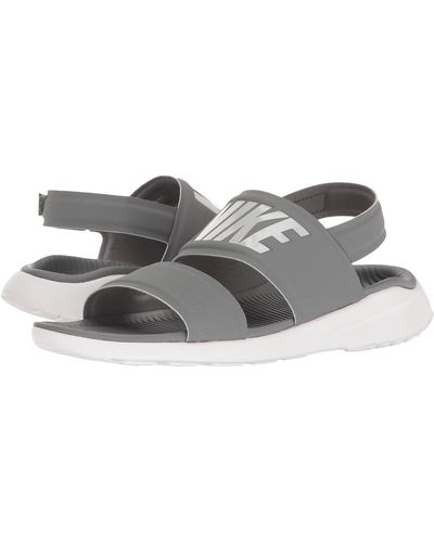 Nike tanjun sandals finish on sale line