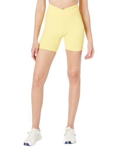 Year Of Ours Ribbed V-waist Biker Shorts - Yellow