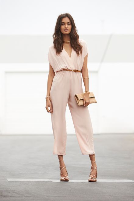 How to Wear Summer Neutrals like a Pro