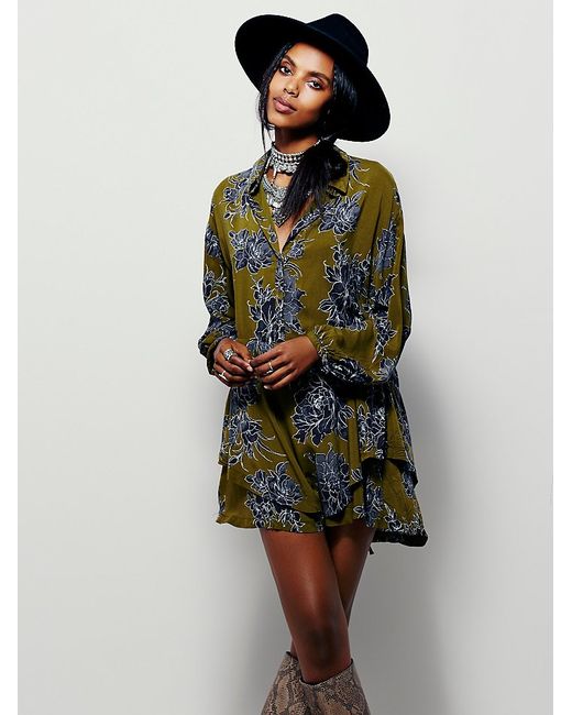Printed Long Sleeve Mini Dress in Green 