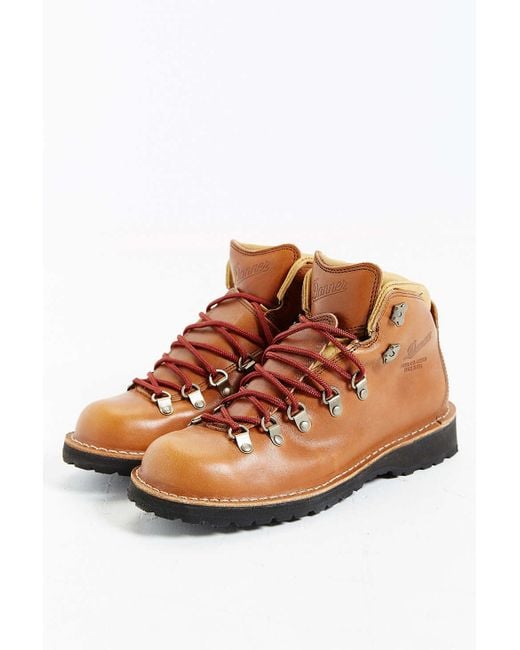 Danner Brown Mountain Pass Horween Rio Boot for men