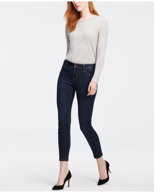 Skinny jeans petite curvy Curvy Girl style Curvy Girl Fashion Style & Fashion Plus Size Fashion Women's Fashion Curvy petite fashion Curvy Dress Petite Style Curvy Jeans Skinny Fashion Styles Woman Cloakroom Basin Clothes Woman Fashion Plus Size Clothing Ladies Fashion Curvy girl outfits Plus Sizes Find and save ideas about Curvy jeans on Pinterest. | See more ideas.