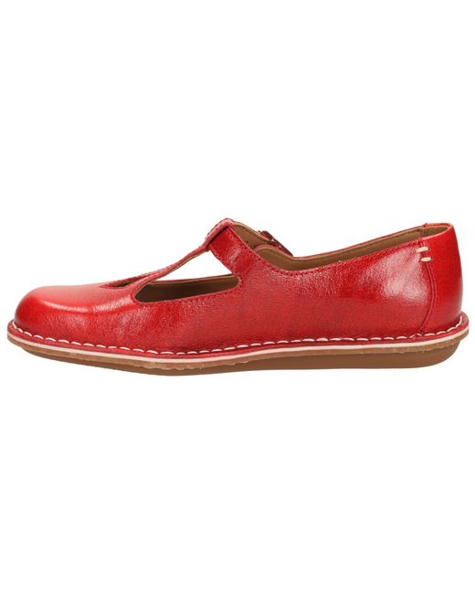 Clarks Red Tustin Talent Leather Pumps