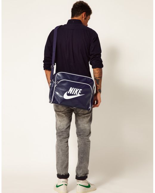 Nike heritage side bag top