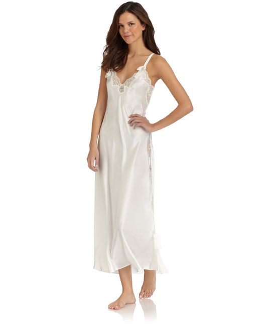 oscar de la renta nightwear