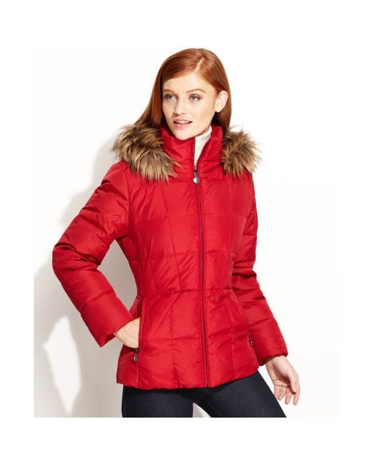 Womens Clothing Coats Fur coats Roman Faux Fur Trim Hooded Coat in Red 